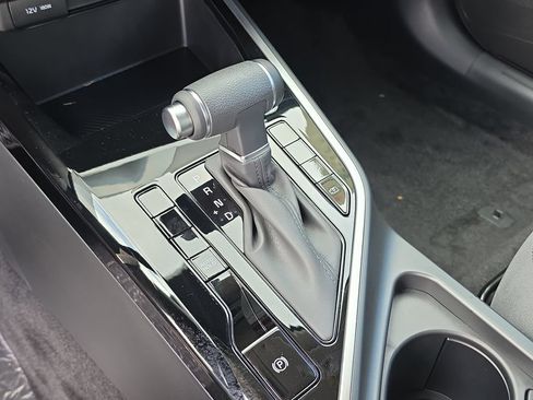New 2026 Kia Niro LX FWD image 25