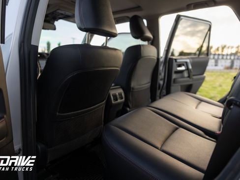 Used 2021 Toyota 4Runner TRD Off-Road Premium image 22