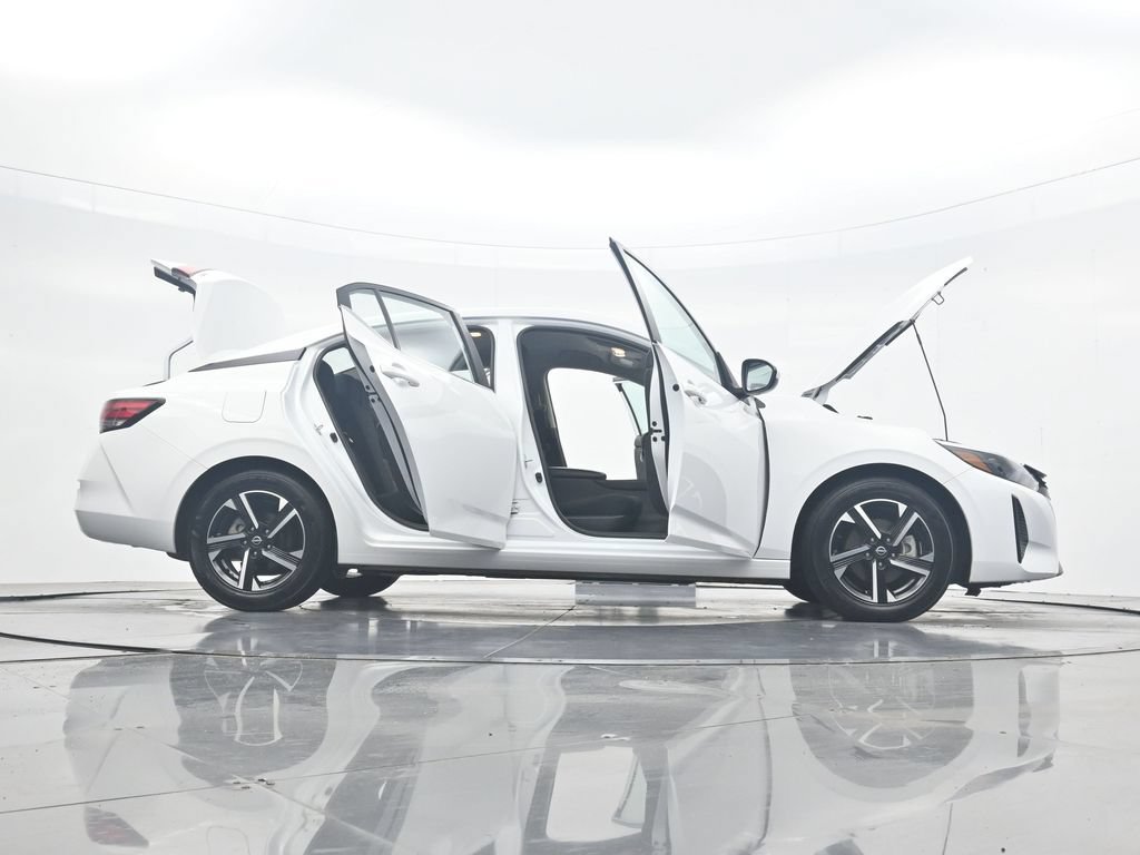 Used 2024 Nissan Sentra SV FWD image 53