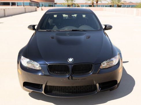 Used 2011 BMW M3 Sedan image 2