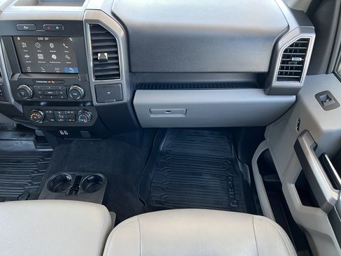 Used 2019 Ford F150 4x4 SuperCrew image 32