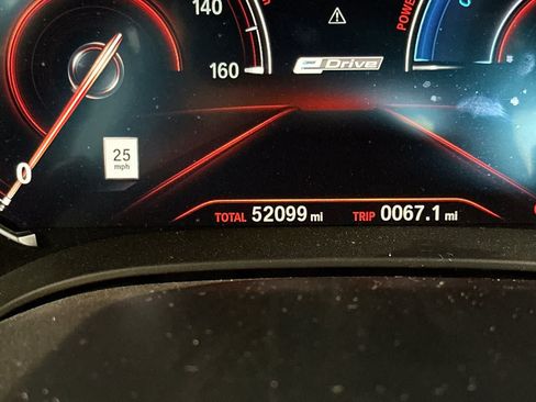 Used 2018 BMW 530e RWD image 27