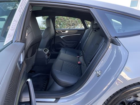 Used 2025 Audi RS 7 Performance image 26