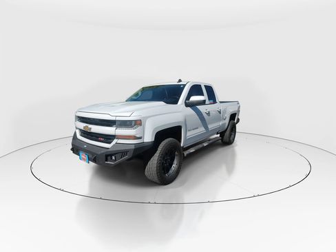 Used 2016 Chevrolet Silverado 1500 LT w/ All Star Edition image 4