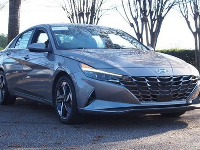Used 2023 Hyundai Elantra Limited