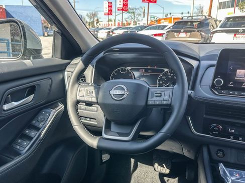 New 2026 Nissan Rogue SV FWD image 18