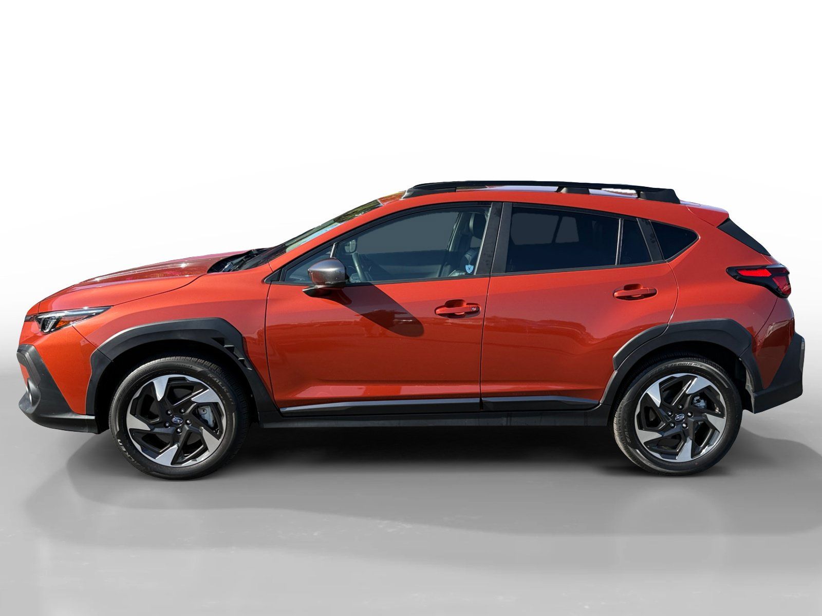 Used 2024 Subaru Crosstrek 2.5i Limited w/ Crosstrek Mirror Package AWD/4WD image 2