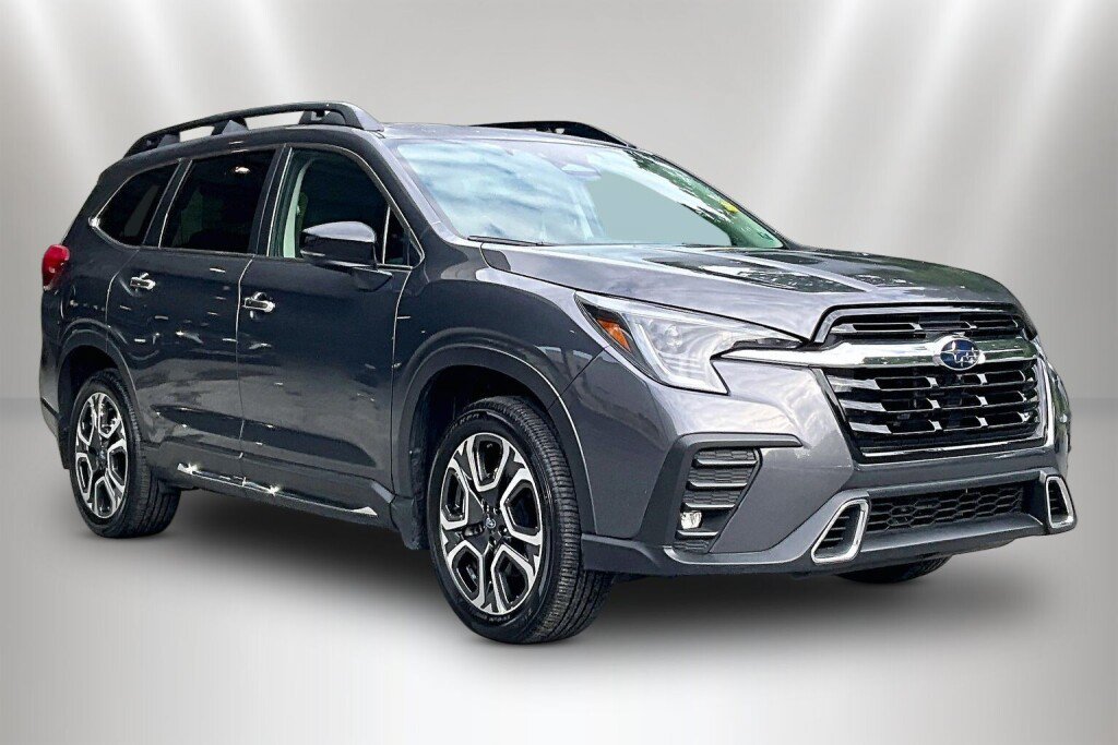 Certified 2026 Subaru Ascent Touring AWD/4WD image 1