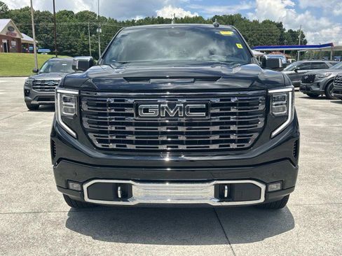 Used 2025 GMC Sierra 1500 Denali Ultimate AWD/4WD image 2