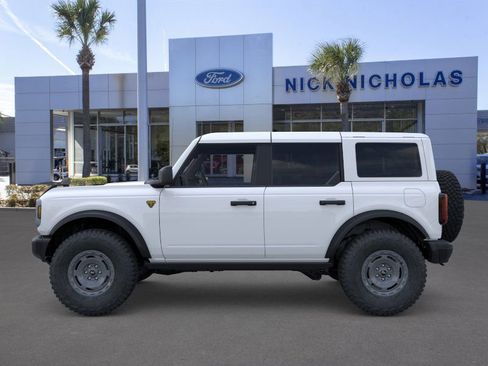 New 2025 Ford Bronco Badlands w/ Sasquatch Package image 3