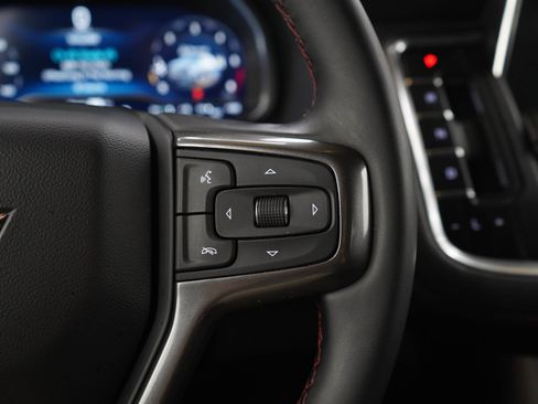 Used 2023 Chevrolet Suburban RST AWD/4WD image 28