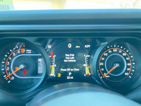 New 2026 Jeep Gladiator Rubicon w/ Safety Group AWD/4WD image 17