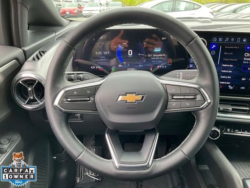 Used 2025 Chevrolet Equinox EV LT w/ Comfort Package AWD/4WD image 36