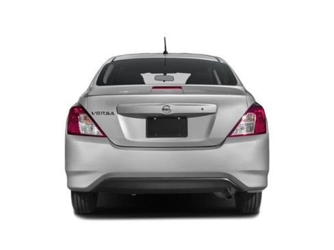 Used 2019 Nissan Versa SV FWD image 8