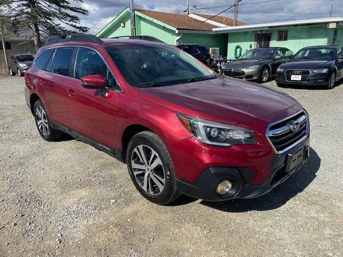 Used 2019 Subaru Outback 3.6R Limited AWD/4WD image 4