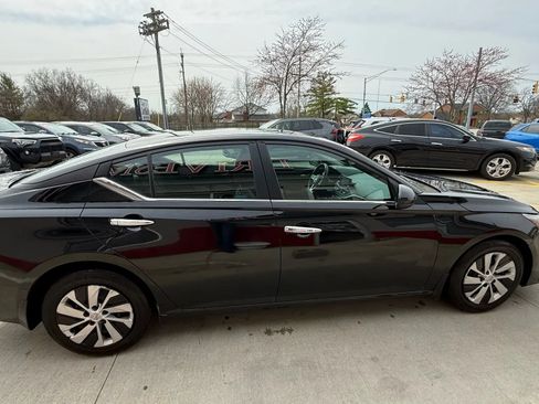 Used 2021 Nissan Altima 2.5 S w/ Driver Assist Package FWD image 8