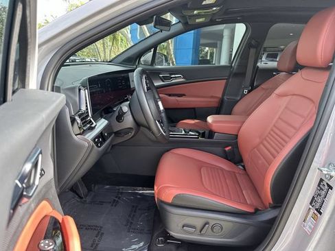 Used 2025 Kia Sportage SX FWD image 30