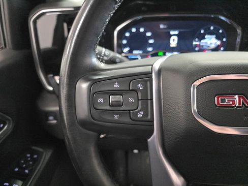Used 2023 GMC Sierra 1500 SLT w/ X31 Off-Road Package AWD/4WD image 16