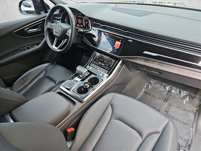 Used 2023 Audi Q7 2.0T Premium Plus w/ Premium Plus Package AWD/4WD image 25