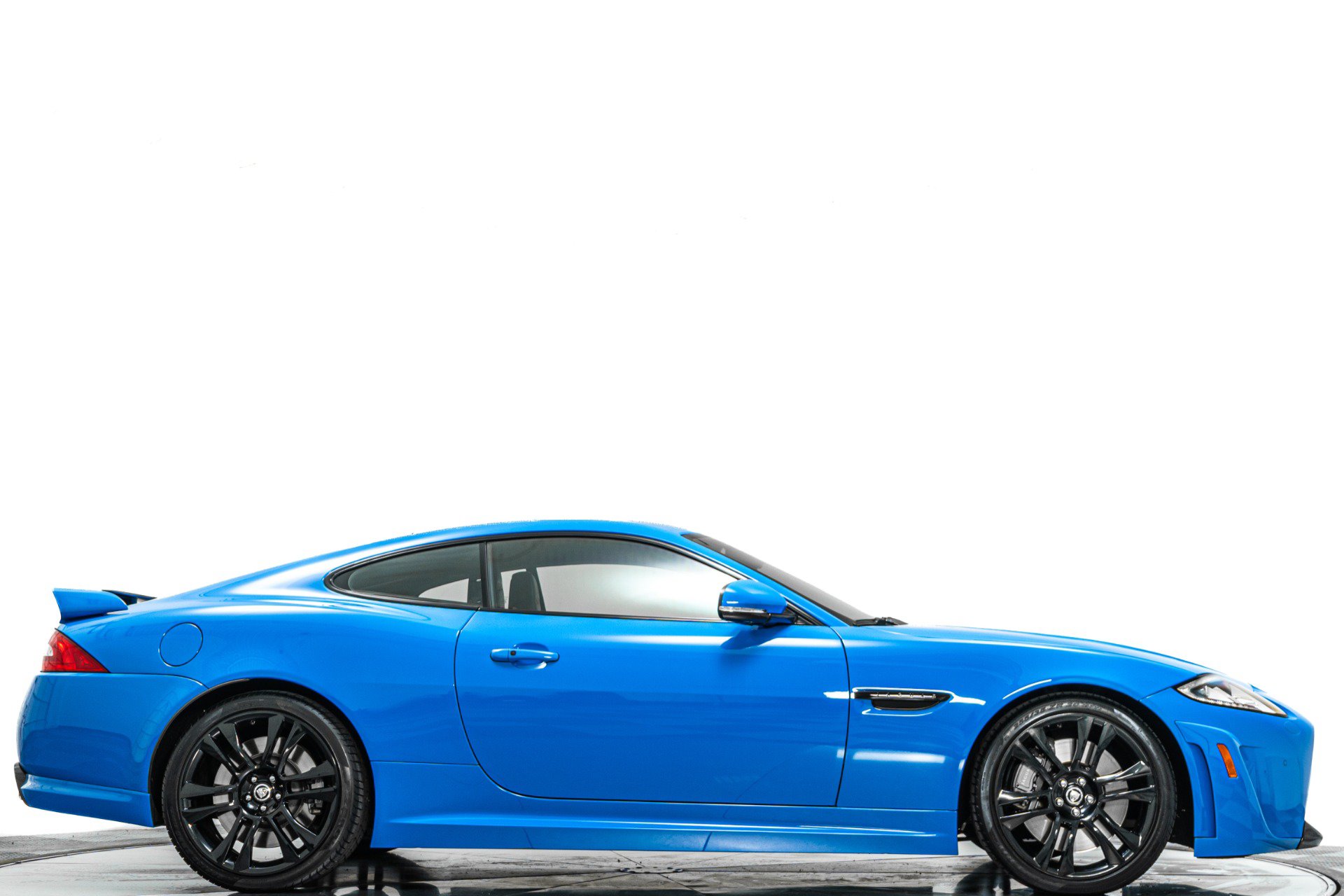 Used 2012 Jaguar XKR R-S RWD image 2