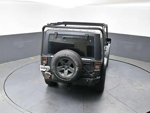 Used 2017 Jeep Wrangler Sport w/ Quick Order Package 24S AWD/4WD image 46
