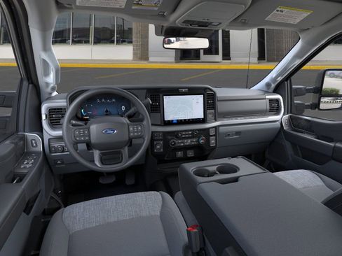 New 2026 Ford F250 XLT w/ XLT Premium Package image 9