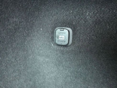 Used 2023 MAZDA CX-9 Touring image 58