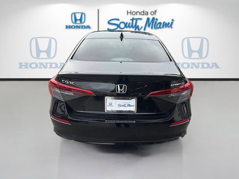 Used 2023 Honda Civic Sport image 6