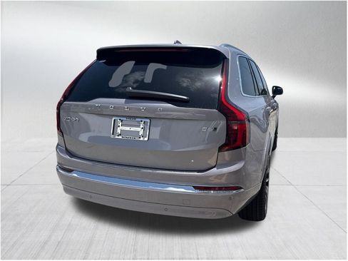New 2026 Volvo XC90 B6 Plus w/ Protection Package Premier image 4