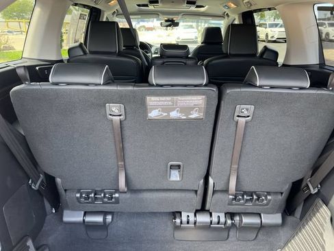 Used 2025 Honda Odyssey Touring image 22