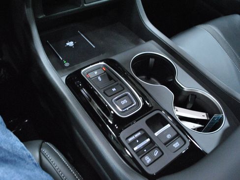 New 2025 Honda Pilot EX-L image 15