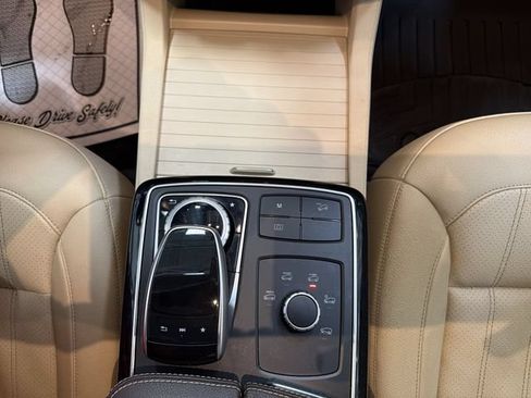 Used 2017 Mercedes-Benz GLE 350 4MATIC image 21