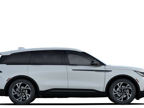 New 2026 Lincoln Nautilus Premier AWD/4WD image 5