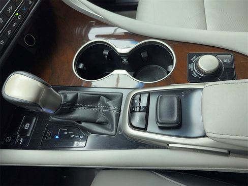 Used 2017 Lexus RX 350 FWD w/ Premium Package image 31