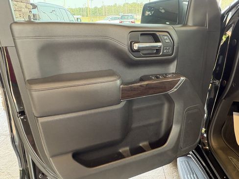 Used 2019 GMC Sierra 1500 SLT w/ SLT Premium Package AWD/4WD image 23