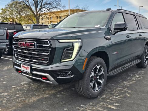 New 2026 GMC Yukon XL AT4 AWD/4WD image 11