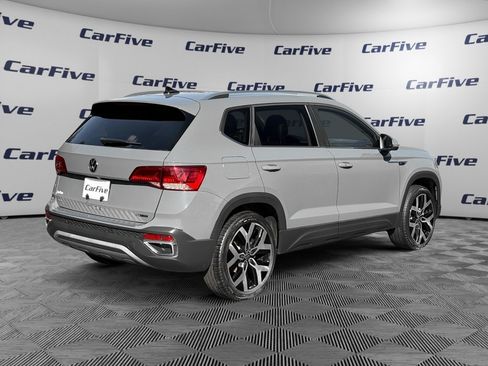 Used 2023 Volkswagen Taos SEL AWD/4WD image 6