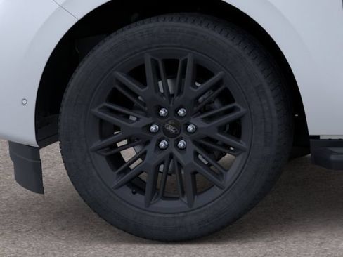 New 2026 Ford Expedition Platinum w/ Stealth Appearance Package AWD/4WD image 19