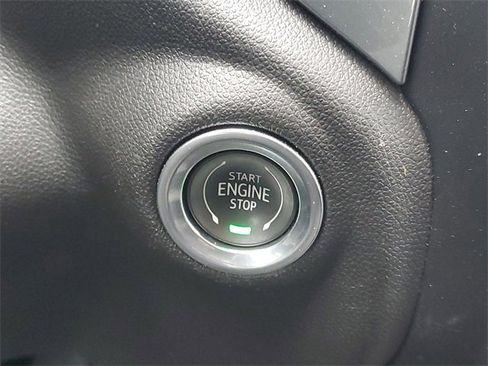 Used 2023 Chevrolet Silverado 2500 LT w/ Convenience Package image 26