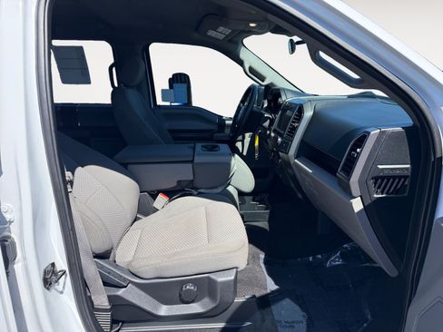 Used 2019 Ford F150 XLT AWD/4WD image 19