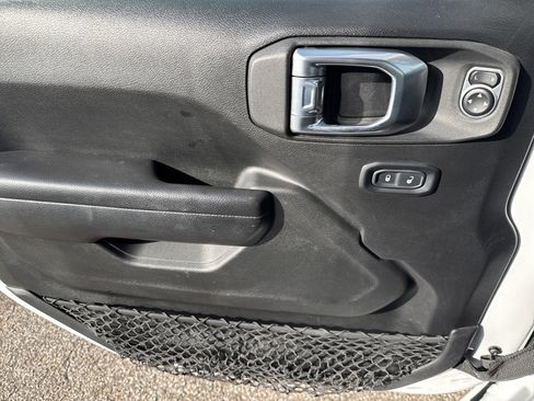 Used 2021 Jeep Wrangler Unlimited Sport image 9