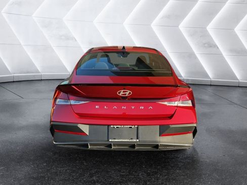 Certified 2025 Hyundai Elantra Sport image 3