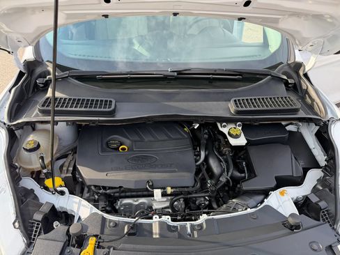 Used 2018 Ford Escape SE FWD image 34