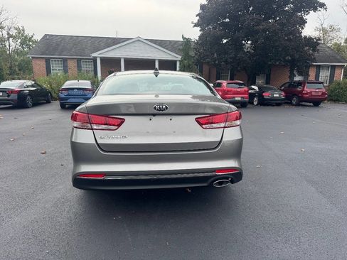 Used 2016 Kia Optima LX image 6