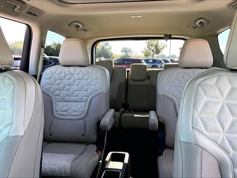 New 2026 Nissan Armada Platinum image 20