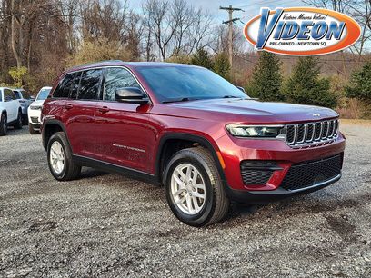 Certified 2023 Jeep Grand Cherokee Laredo w/ Luxury Tech Group I