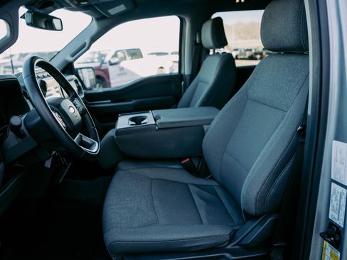 Used 2024 Ford F150 XLT w/ Tow/Haul Package image 15