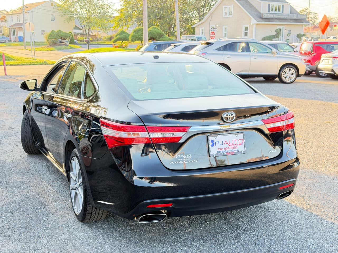 Used 2015 Toyota Avalon XLE Touring FWD image 78