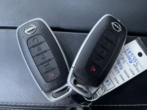 Certified 2024 Nissan Rogue SV image 18