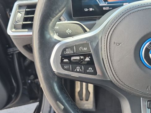 Used 2024 BMW i4 eDrive40 w/ M Sport Package RWD image 18